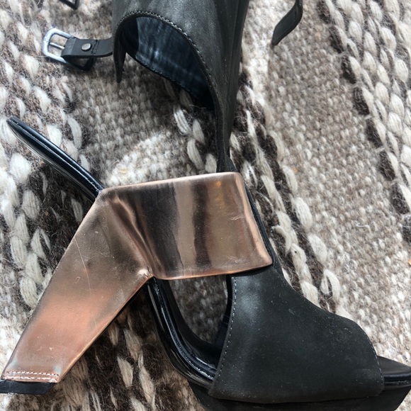 United Nude Heels - Picture 7 of 8